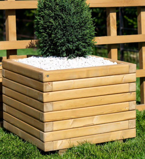 Square wooden planter